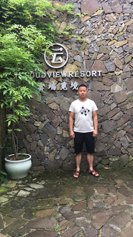 何超洪的第三张照片--孝感相亲服务中心