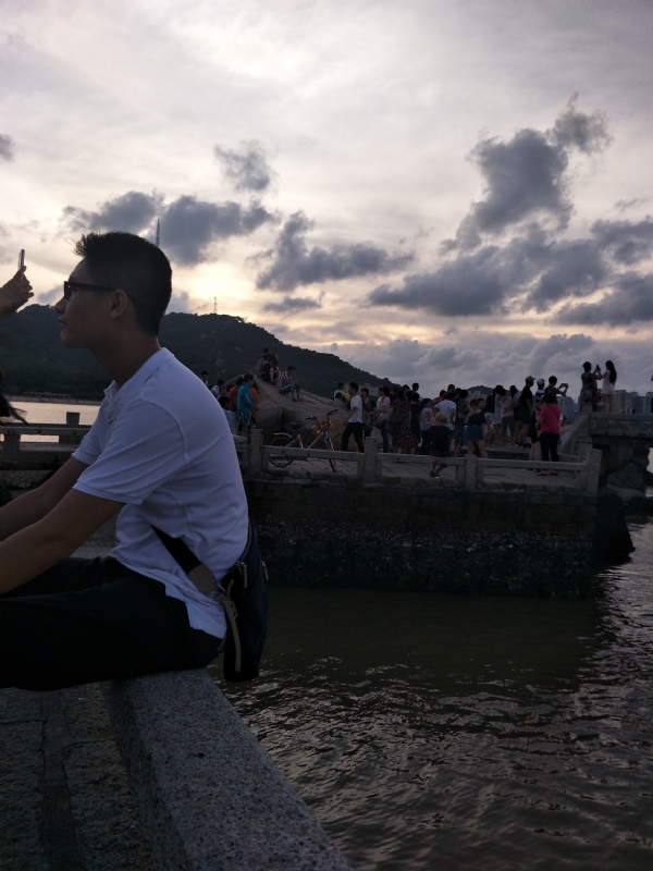 诗和远方的第一张照片--孝感相亲服务中心