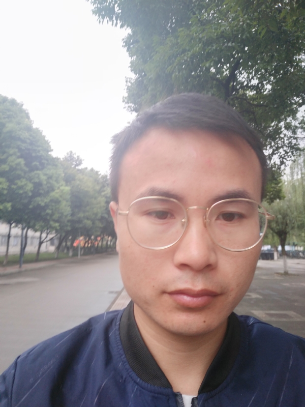 零丁星辰的第一张照片--孝感相亲服务中心