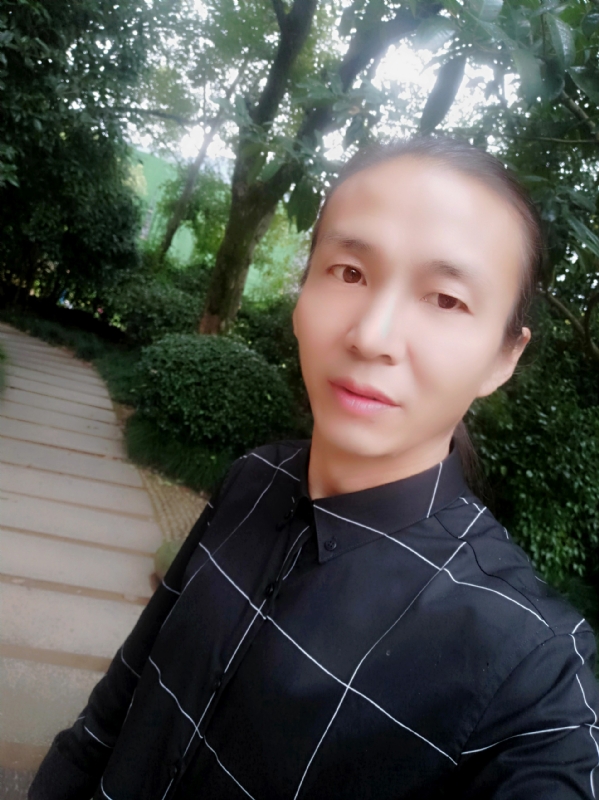 北方的狼的第一张照片--孝感相亲服务中心