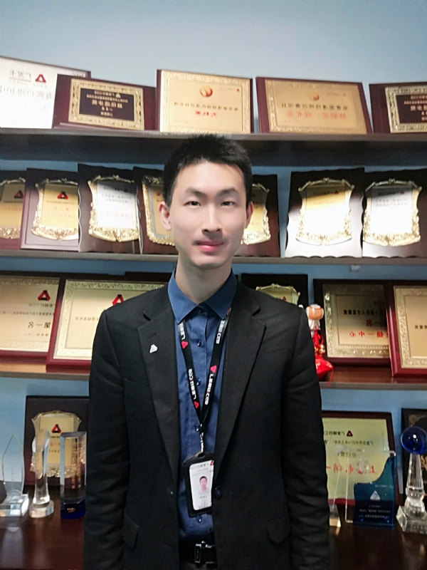 魔都青年的第一张照片--孝感相亲服务中心