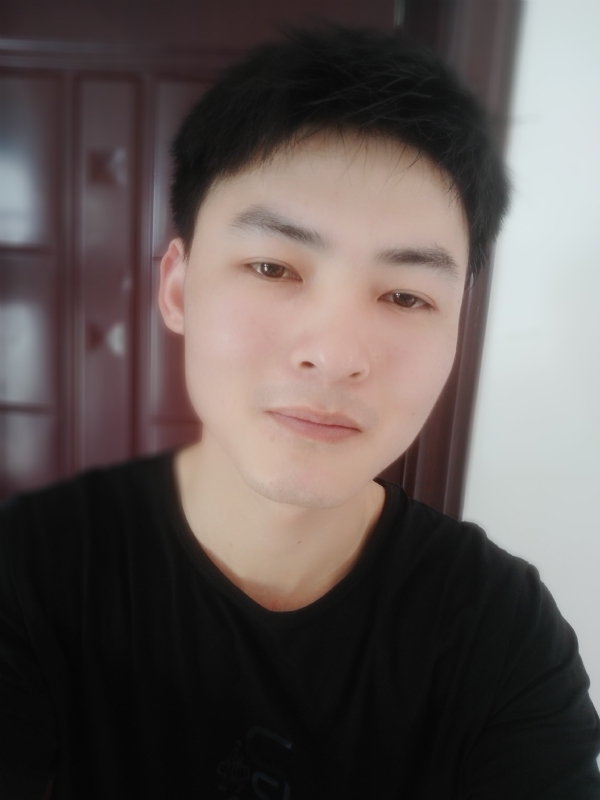 小情绪)っ的第一张照片--孝感相亲服务中心