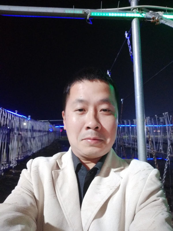 阿峰的第一张照片--孝感相亲服务中心