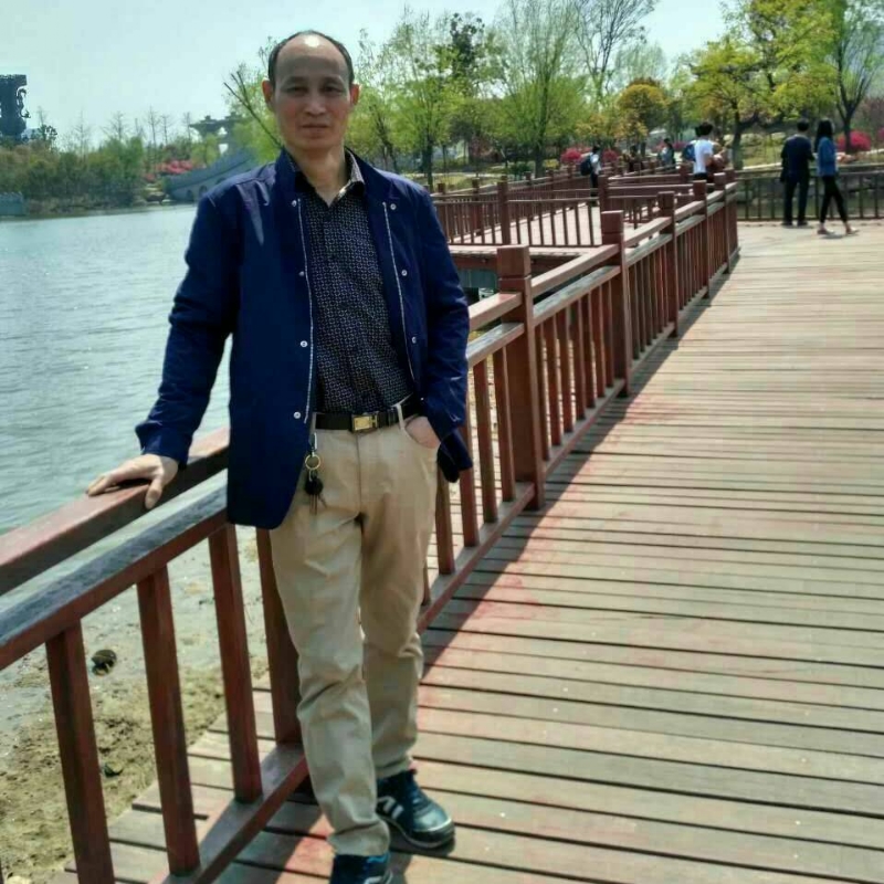 大随帅哥的第一张照片--孝感相亲服务中心