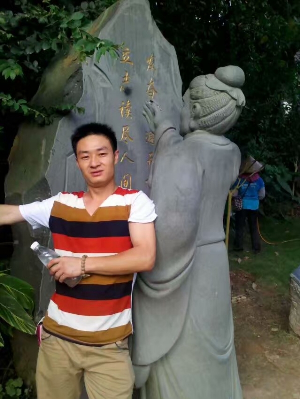 相依相伴的第一张照片--孝感相亲服务中心