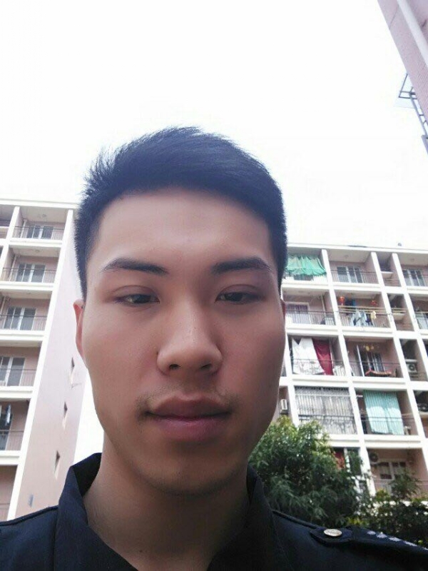 乐天的第一张照片--孝感相亲服务中心