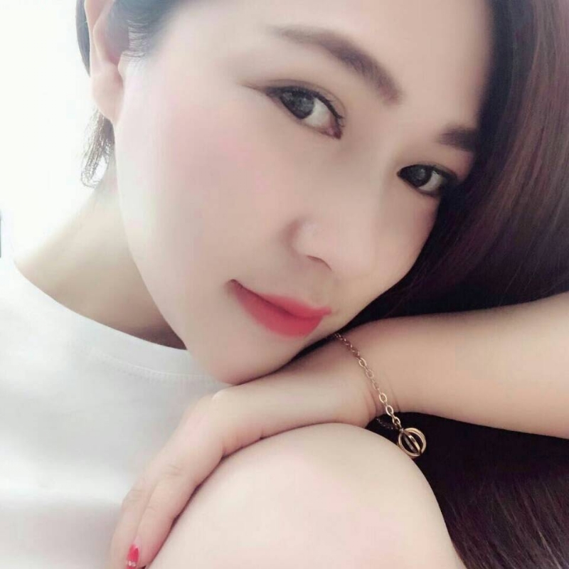 Emily的第一张照片--孝感相亲服务中心