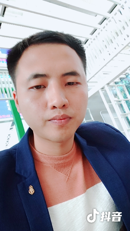佳鑫的第一张照片--孝感相亲服务中心