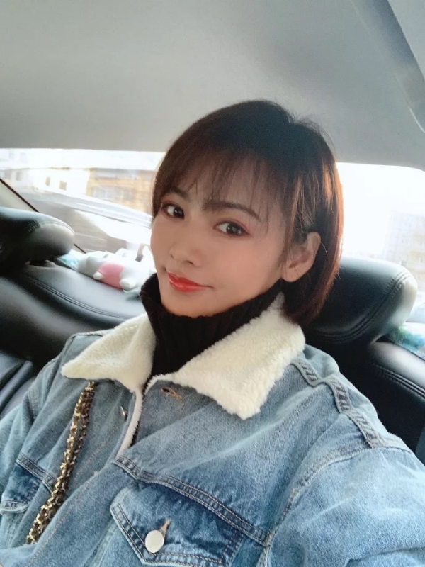 小丫头的第一张照片--孝感相亲服务中心