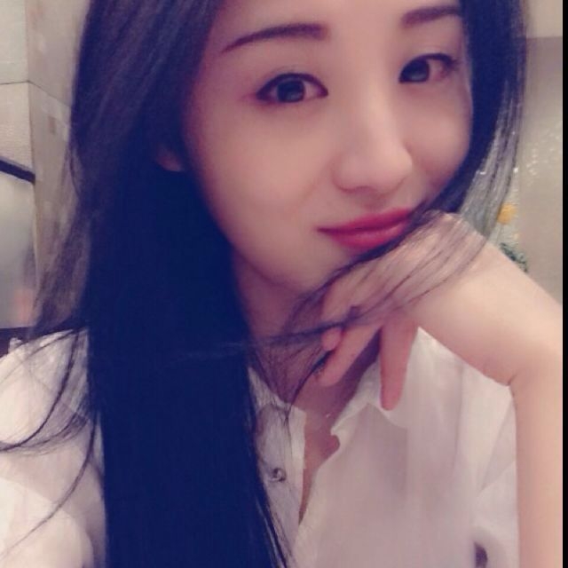 在水一方的第一张照片--孝感相亲服务中心