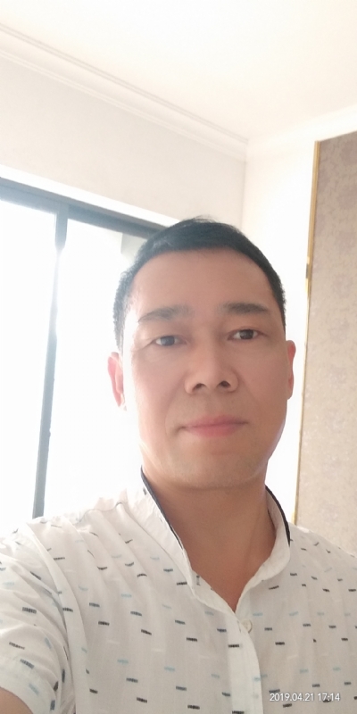 朝望大海的第一张照片--孝感相亲服务中心