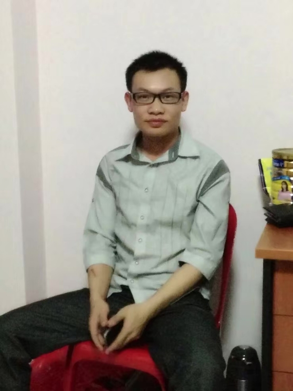 坚强不屈的第一张照片--孝感相亲服务中心