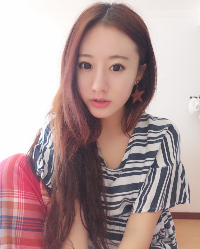没有故事的女同学的第二张照片--孝感相亲服务中心
