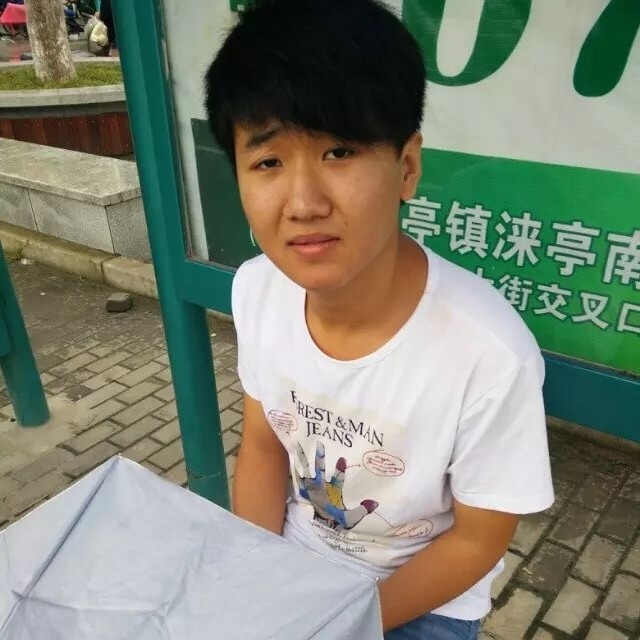 小丁的第一张照片--孝感相亲服务中心