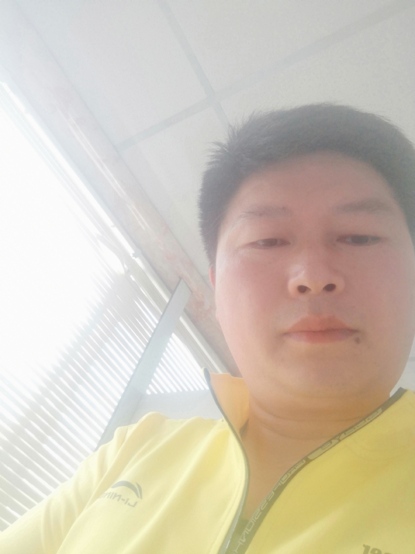 山男的第一张照片--孝感相亲服务中心