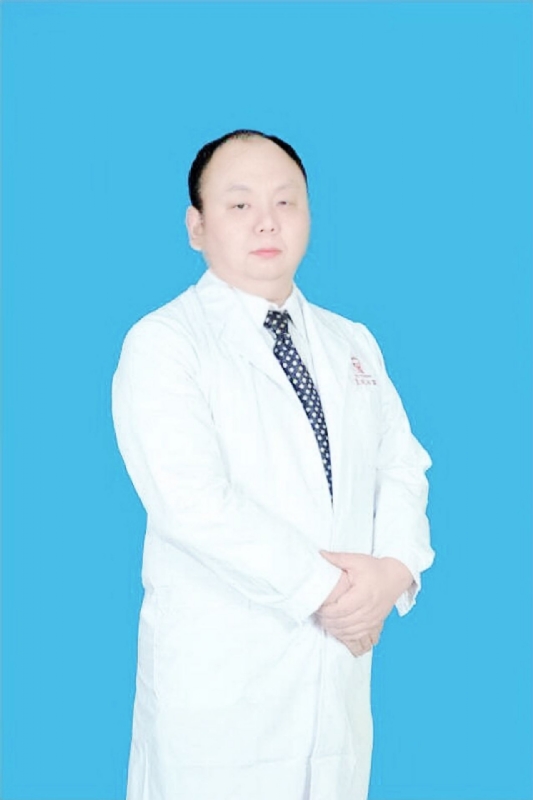 小村医的第一张照片--孝感相亲服务中心