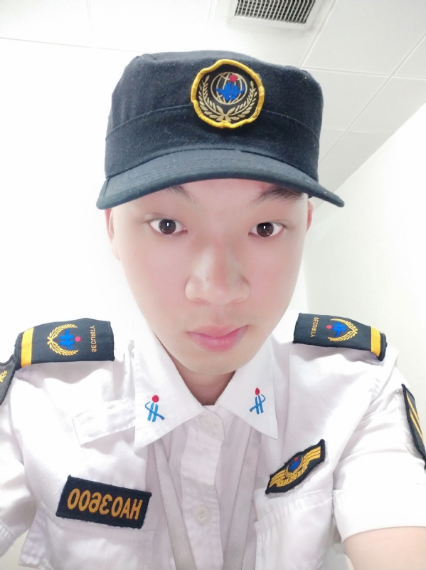 龙龙的第一张照片--孝感相亲服务中心
