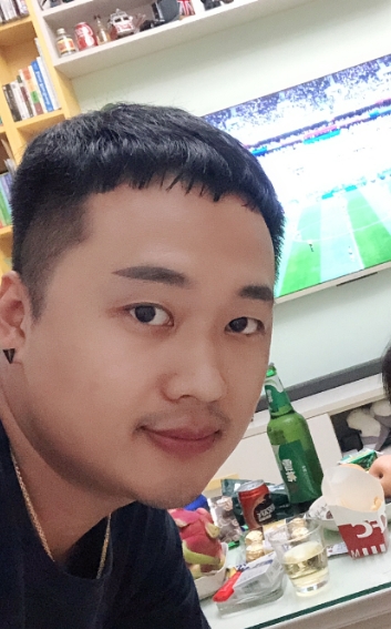 枫叶的第一张照片--孝感相亲服务中心
