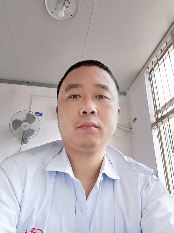 平安的第一张照片--孝感相亲服务中心
