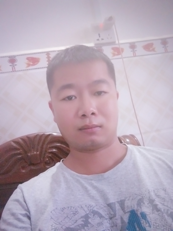 心雨的第一张照片--孝感相亲服务中心