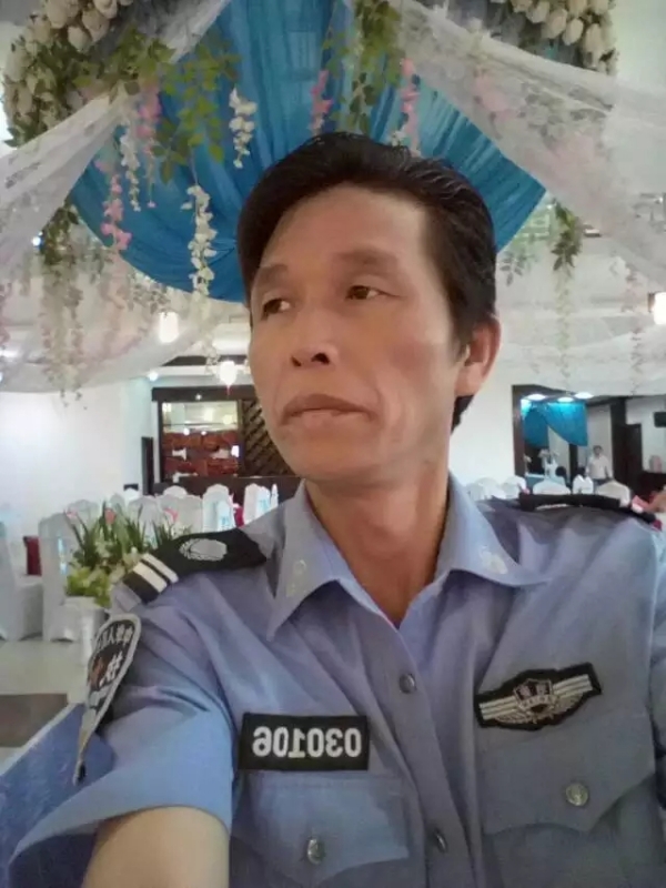 卧窗听雨的第二张照片--孝感相亲服务中心