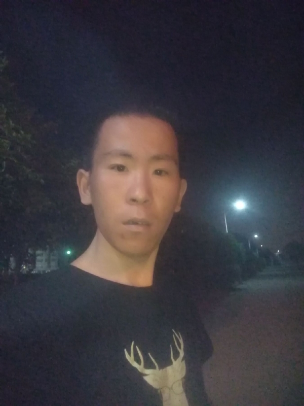 俞凯斌的第一张照片--孝感相亲服务中心