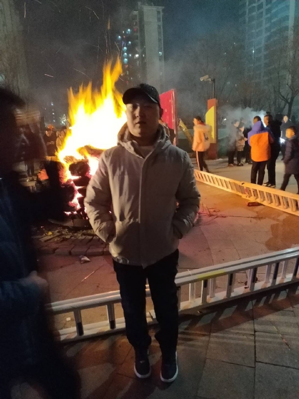 爱情里的俩个人的第二张照片--孝感相亲服务中心