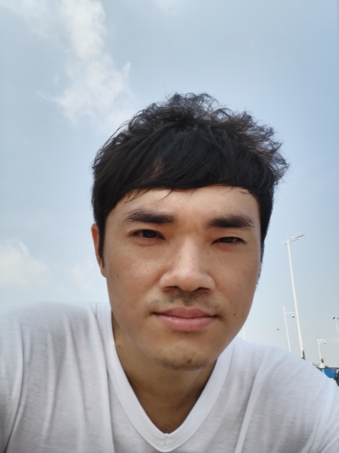 老实人的第一张照片--孝感相亲服务中心
