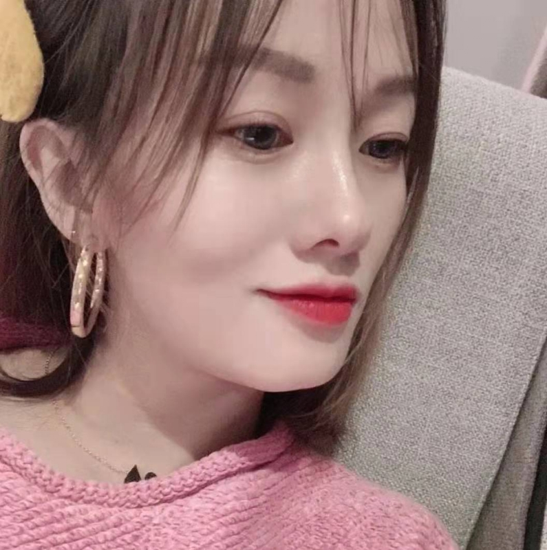 微醺的笑容的第一张照片--孝感相亲服务中心