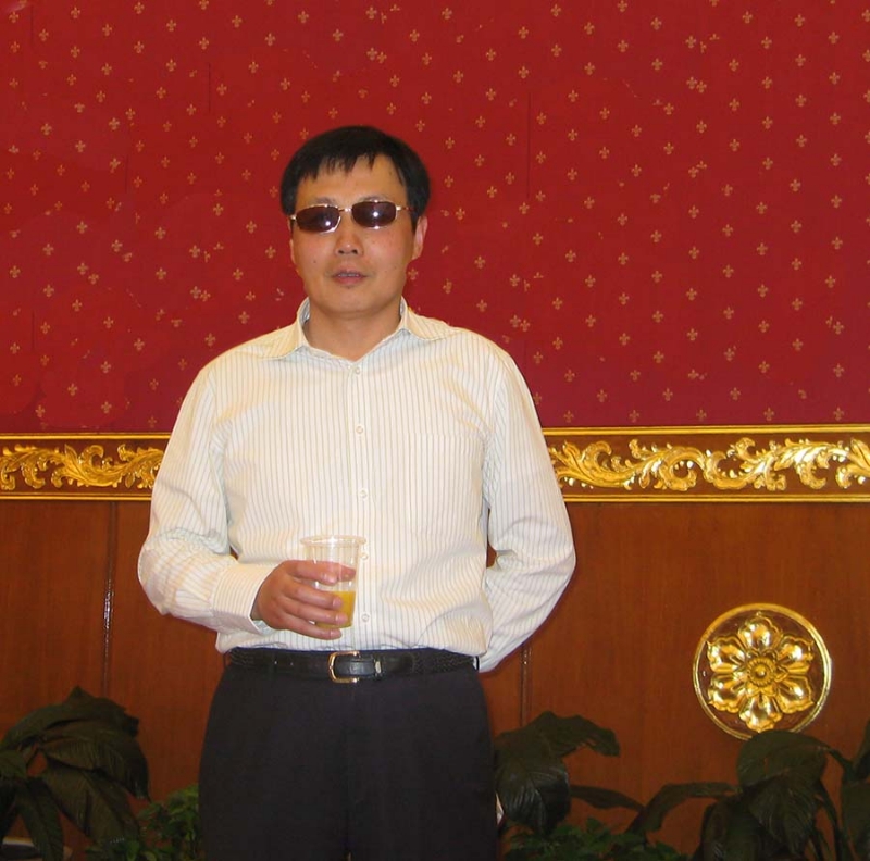 威胜的第二张照片--孝感相亲服务中心