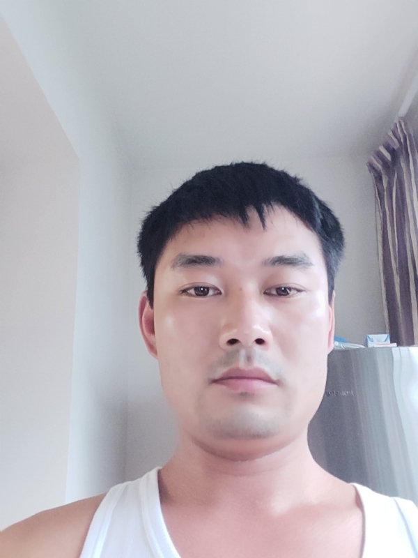 MM的第三张照片--孝感相亲服务中心