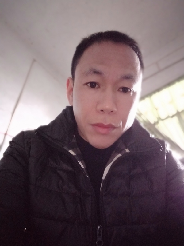相信真爱的第一张照片--孝感相亲服务中心