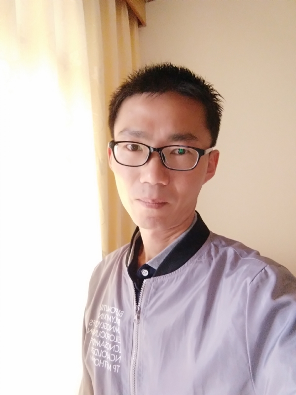 平凡的风的第二张照片--孝感相亲服务中心