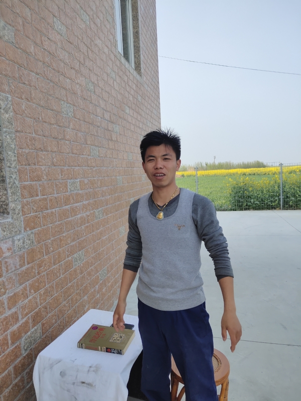 雷的第一张照片--孝感相亲服务中心