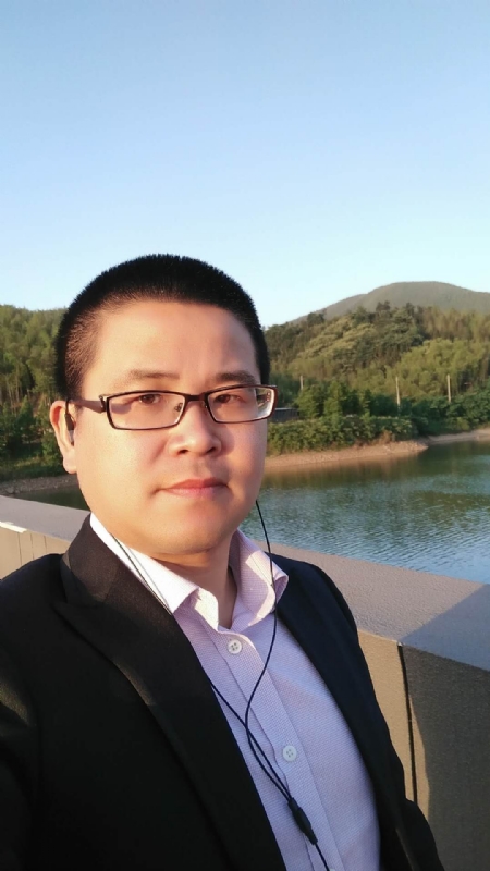 顾律师的第三张照片--孝感相亲服务中心