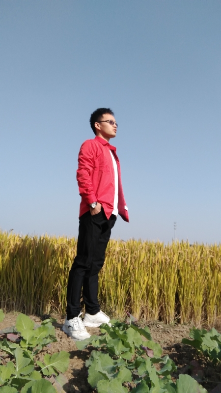 凡人的第一张照片--孝感相亲服务中心
