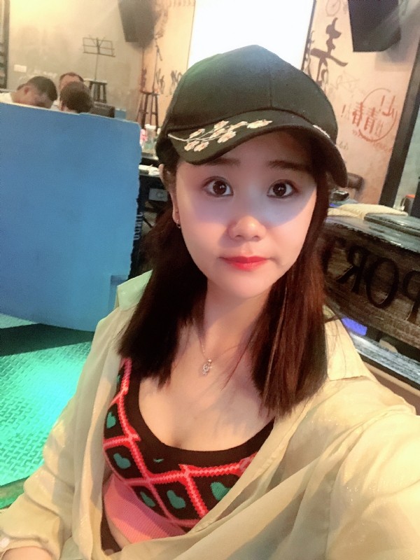 沐秋的第一张照片--孝感相亲服务中心