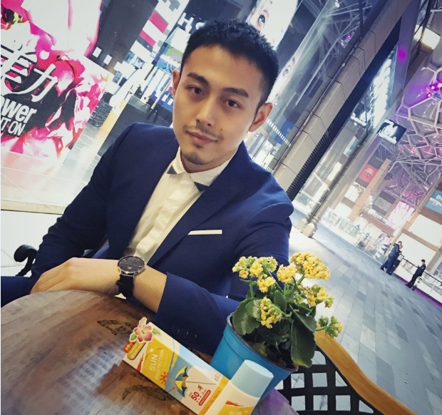 wenze的第一张照片--孝感相亲服务中心