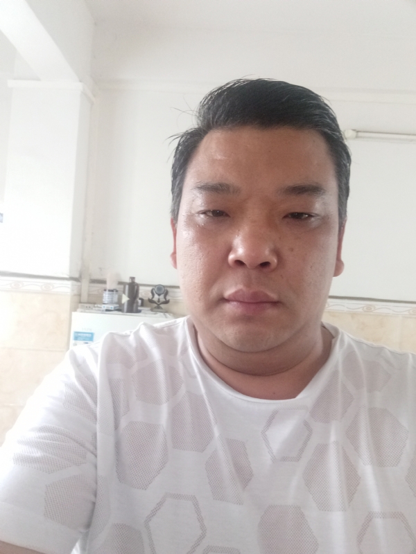 帅帅的第一张照片--孝感相亲服务中心