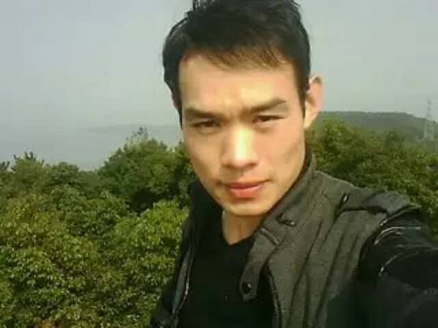 明镜的第一张照片--孝感相亲服务中心