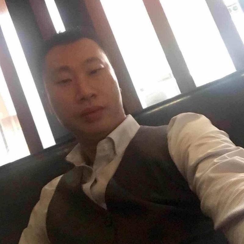 陈威的第一张照片--孝感相亲服务中心
