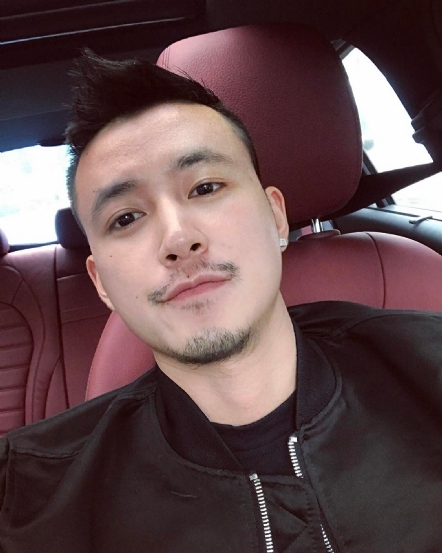 隆刘的第一张照片--孝感相亲服务中心