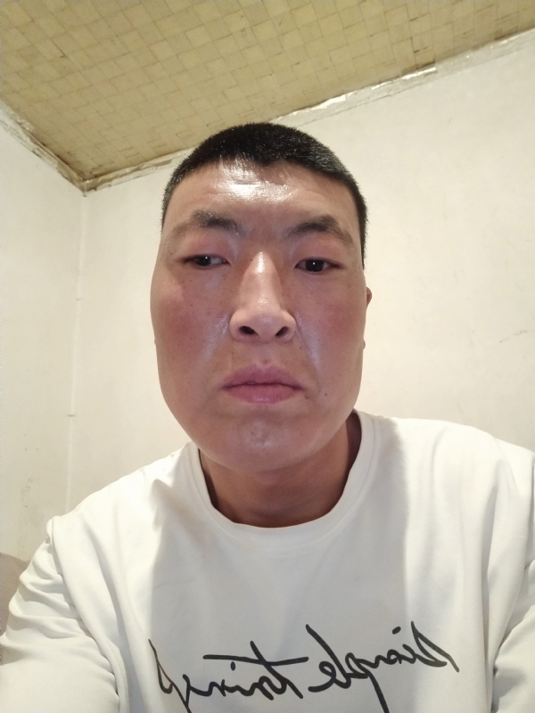 只为遇见你的第二张照片--孝感相亲服务中心