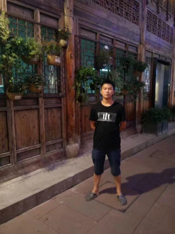回忆的第一张照片--孝感相亲服务中心