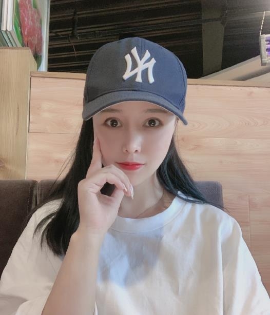 小鱼儿的第一张照片--孝感相亲服务中心