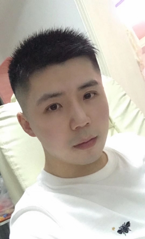 阿信的第一张照片--孝感相亲服务中心