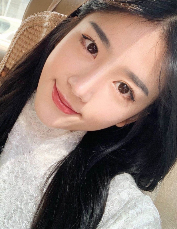 一笑而过的第一张照片--孝感相亲服务中心