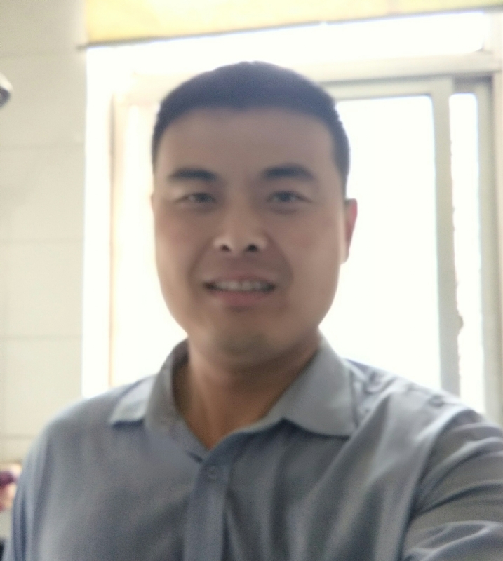 李伟的第一张照片--孝感相亲服务中心