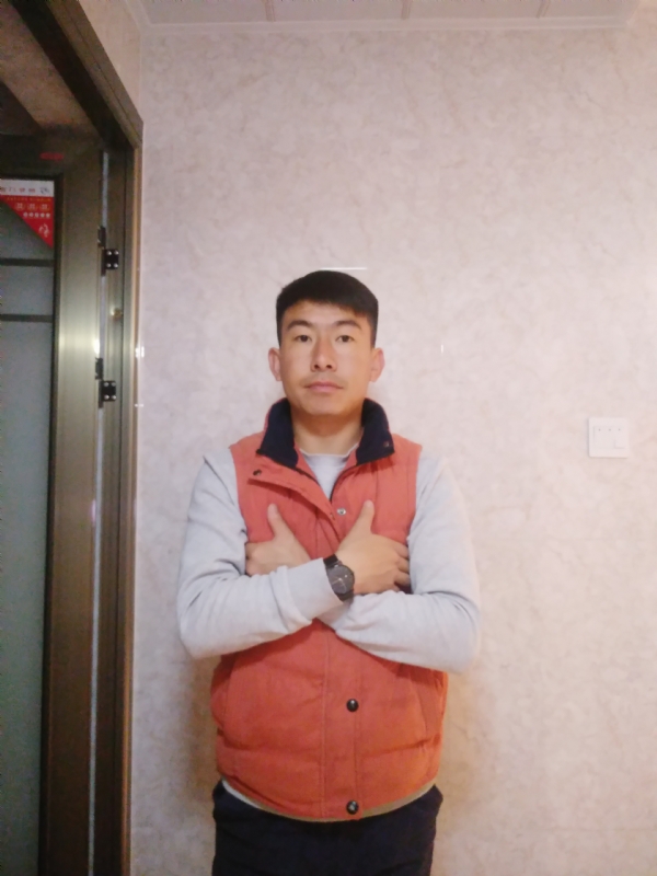 石林小伙的第二张照片--孝感相亲服务中心