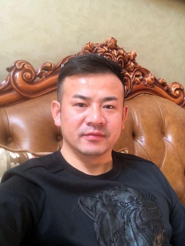 治国的第一张照片--孝感相亲服务中心